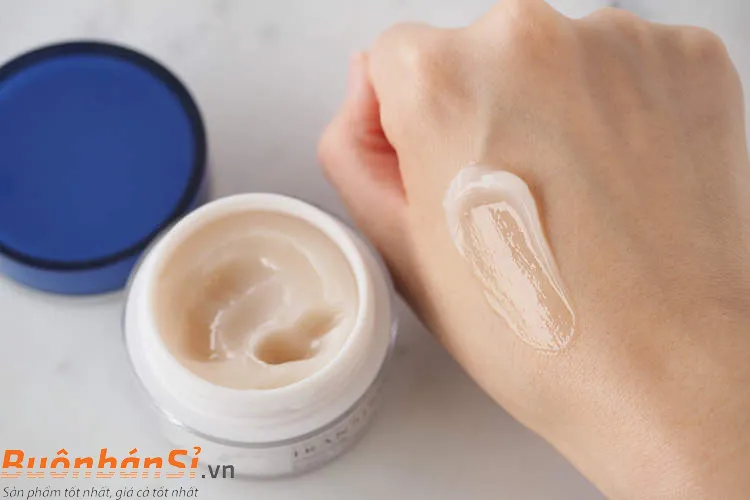 kem trị nám transino whitening repair cream ex có tốt không