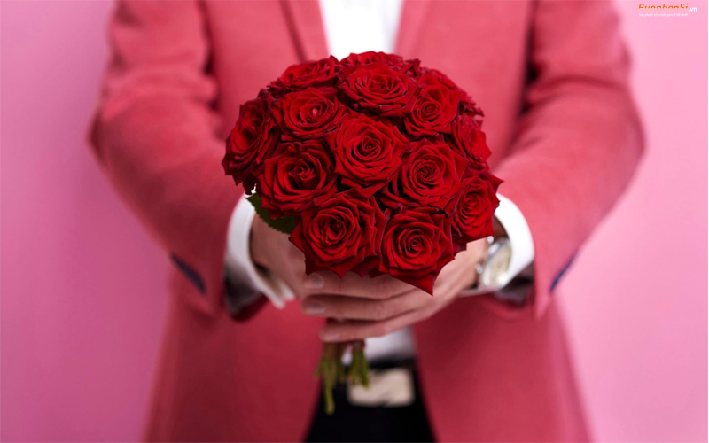 tặng hoa hồng đỏ dịp valentine