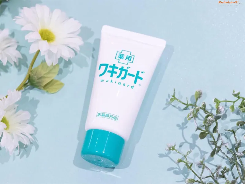 gel đặc trị hôi nách kobayashi