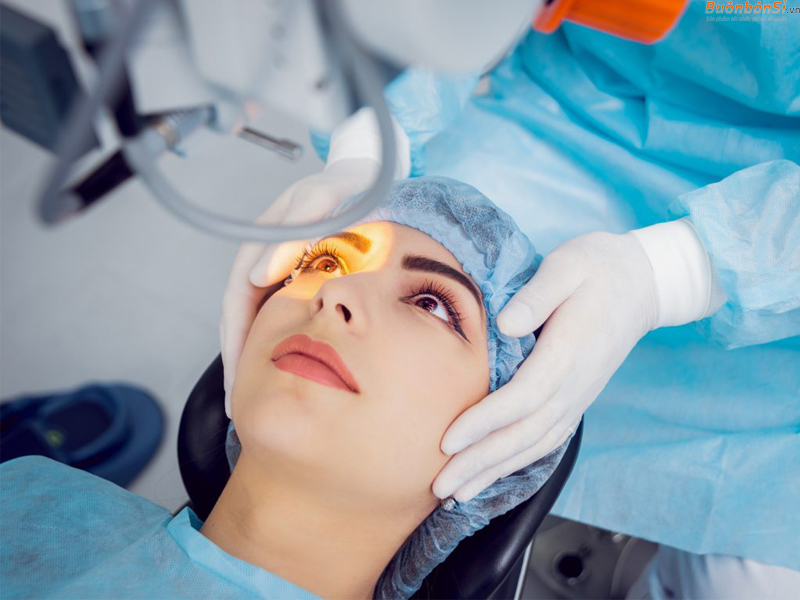 Làm thế nào để thoát khỏi quầng thâm dưới mắt? 5 bắn laser cho quầng thâm mắt
